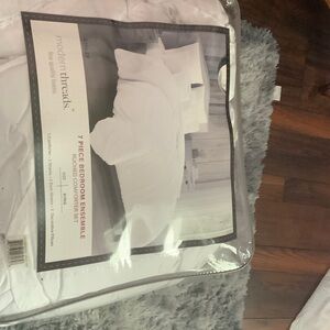 Ashley By 26 International White Comforter Set